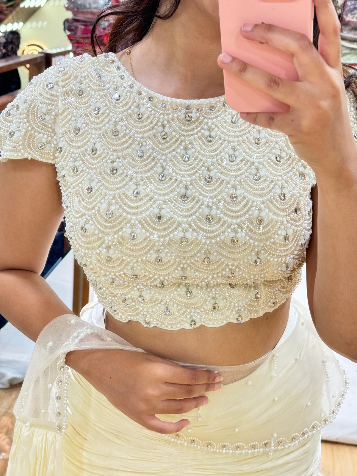 SOFT IVORY DRAPE INDO
