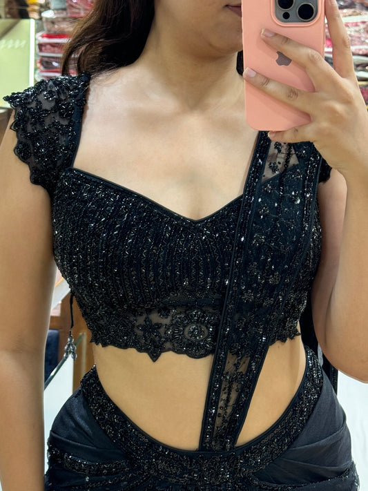 BOLD BLACK PRE-DRAPED SAREE