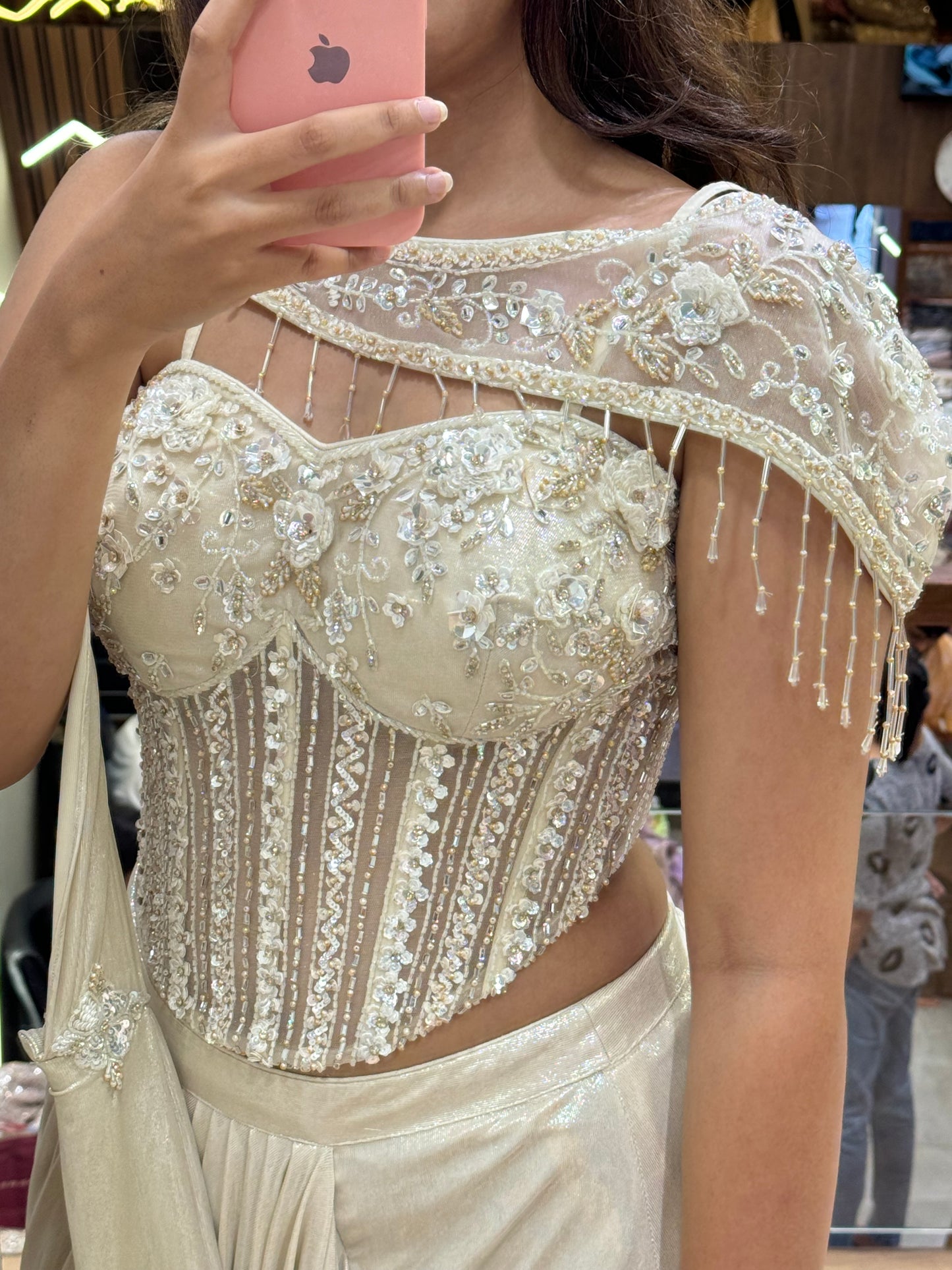 IVORY SHIMMER INDO