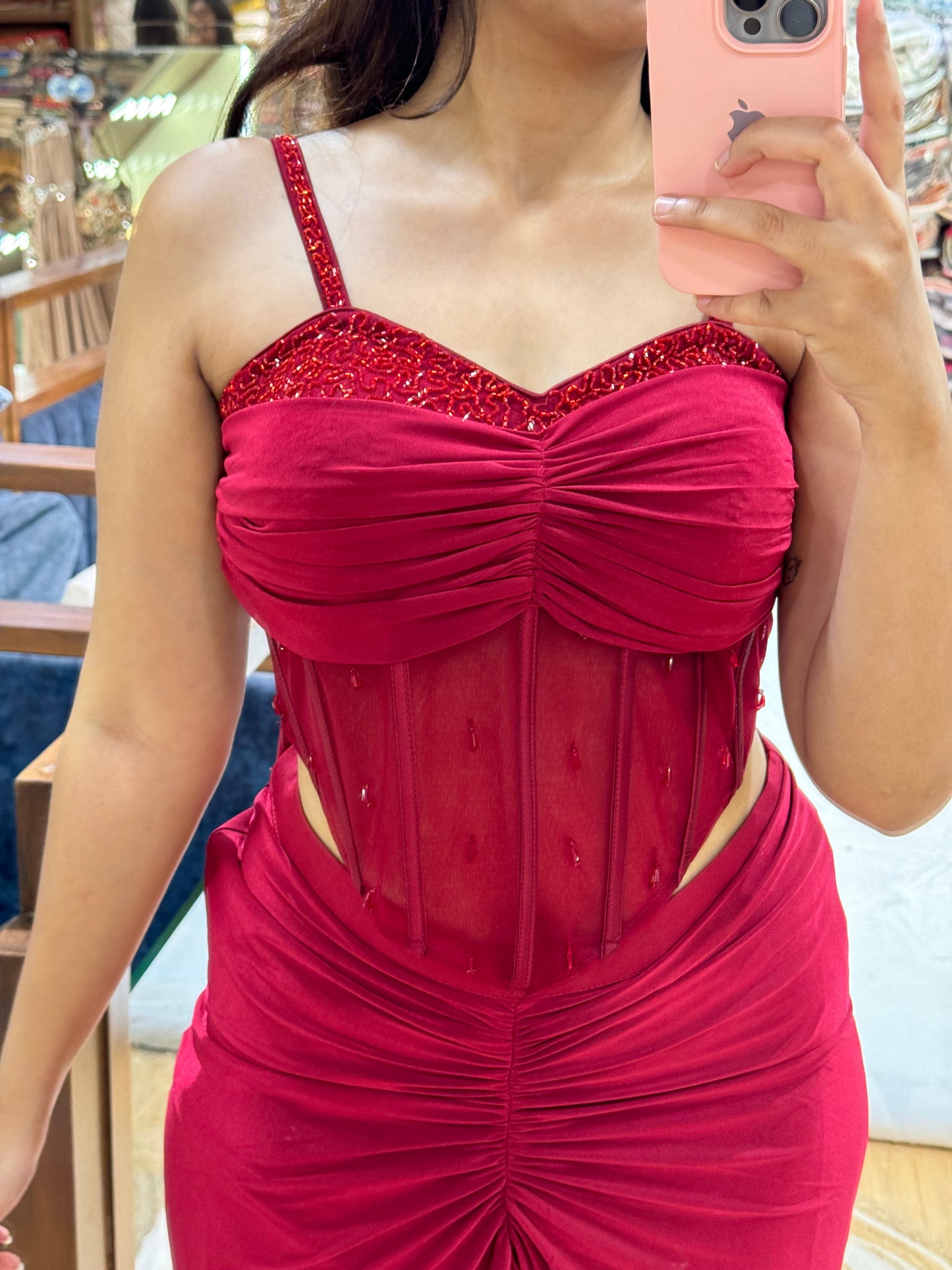 HOT DEEP RED INDO